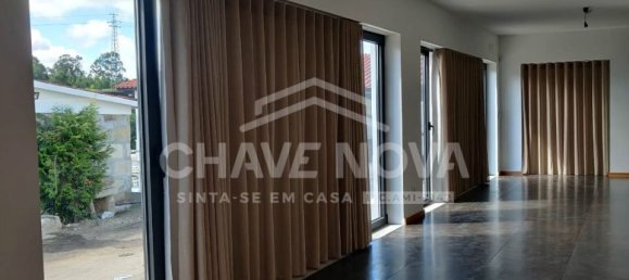 3 bedrooms House in Castelo da Maia, Portugal No. 52490 9