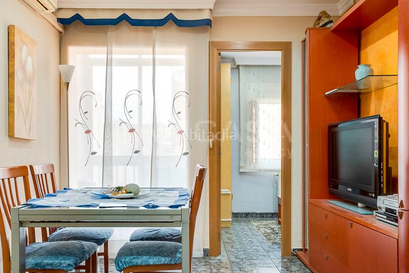 3 غرف نوم شقة في L'Hospitalet de Llobregat, Spain رقم 216274