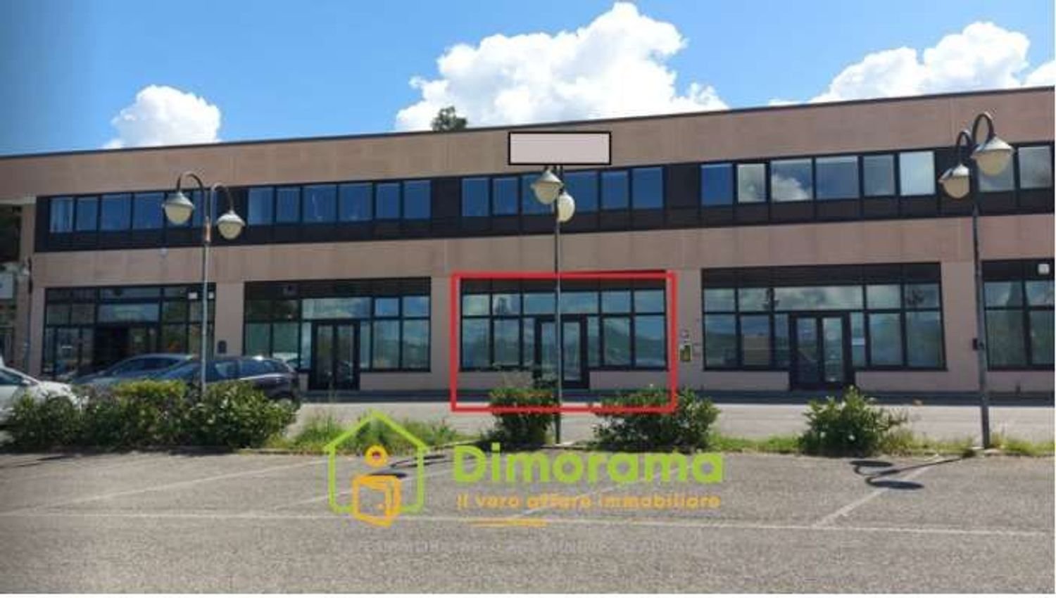 217m² Office in Spoleto, Italy No. 44785