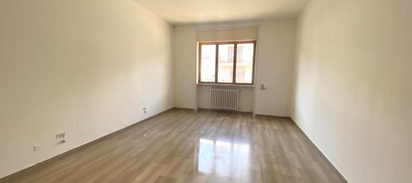 Дом с 3 комнатами в Лечче, Италия № 150832 12