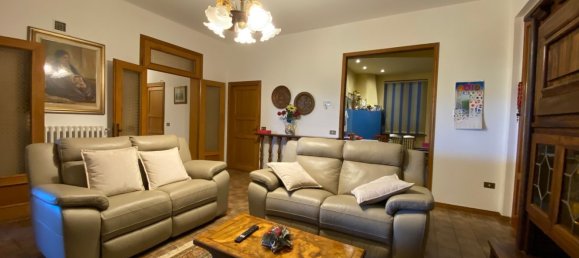 10 غرف نوم منزل ذو طابقين في Montelupo Fiorentino, Italy رقم 343566 14