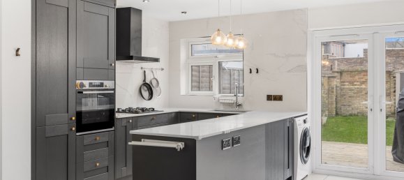 Casa T3 em Sutton, United Kingdom N.º 1069 11