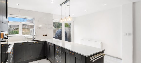 Casa T3 em Sutton, United Kingdom N.º 1069 27