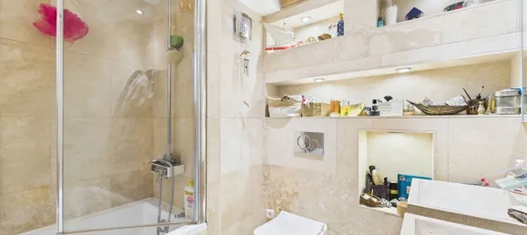 3 bedrooms Apartment in Paris, France No. 318982 7