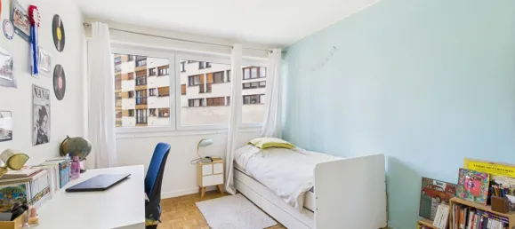 3 bedrooms Apartment in Paris, France No. 318982 5