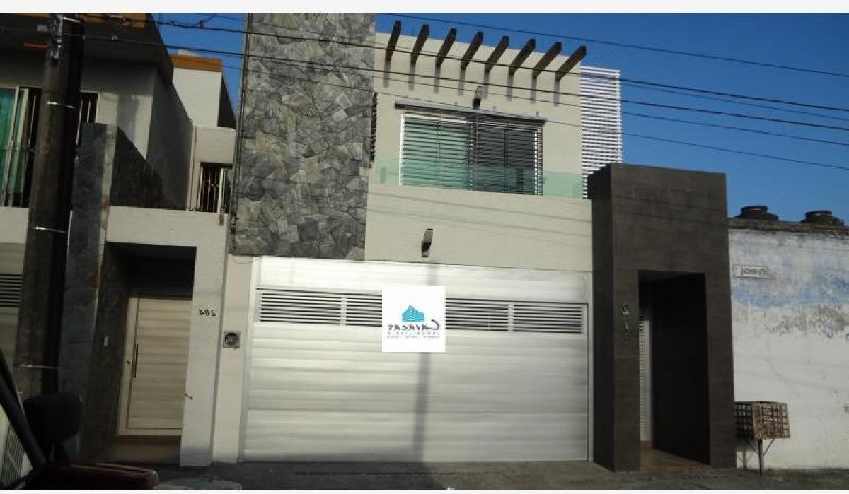 Casa de 4 dormitorios en Veracruz, Mexico No. 209697