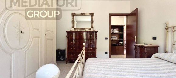Apartamento T2 em Pontedera, Italy N.º 288265 26