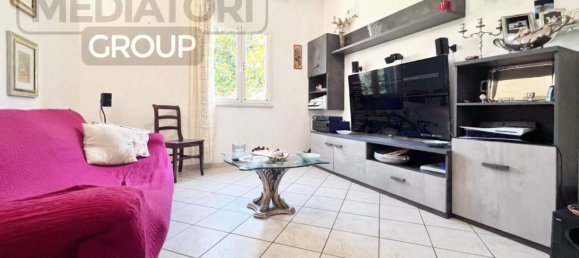 Apartamento T2 em Pontedera, Italy N.º 288265 8