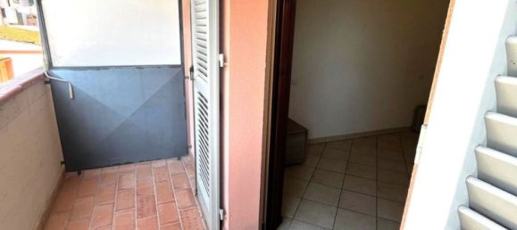 2 rooms Apartment in Campi Bisenzio, Italy No. 262020 14