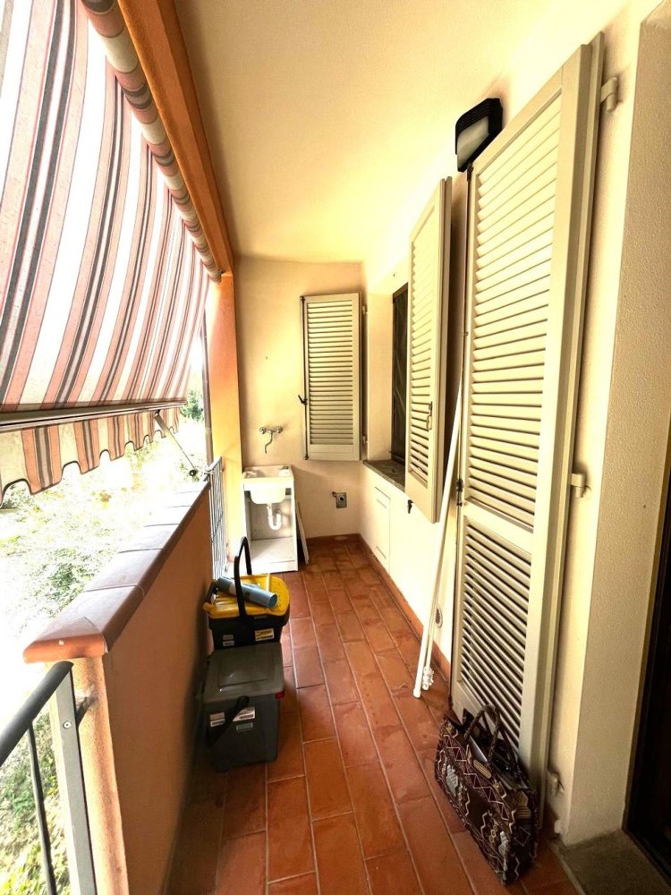2 rooms Apartment in Campi Bisenzio, Italy No. 262020