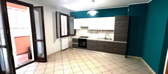 2 rooms Apartment in Campi Bisenzio, Italy No. 262020 6