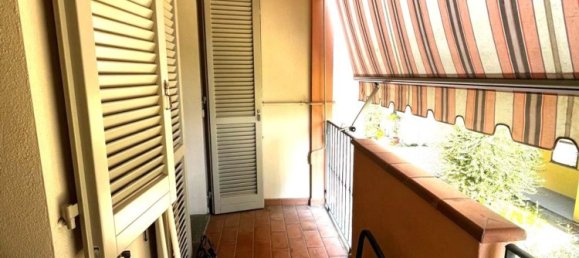 2 rooms Apartment in Campi Bisenzio, Italy No. 262020 18