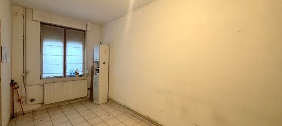 4 bedrooms House in Roubaix, France No. 229685 3