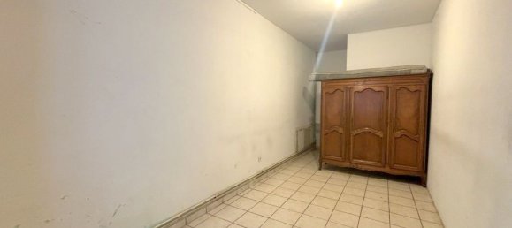 4 bedrooms House in Roubaix, France No. 229685 2