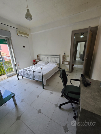 Apartamento de 2 divisões em Messina, Italy N.º 302158