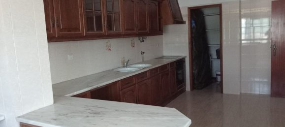 Dúplex de 4 dormitorios en Góis, Portugal No. 96730 35