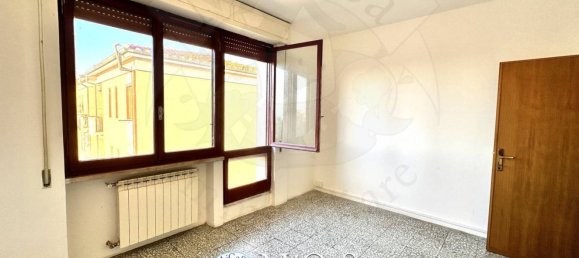 4 rooms Apartment in Pisa, Italy No. 114035 12