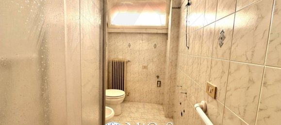 4 rooms Apartment in Pisa, Italy No. 114035 17