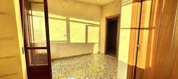 4 rooms Apartment in Pisa, Italy No. 114035 8