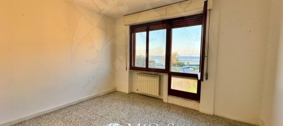 4 rooms Apartment in Pisa, Italy No. 114035 11