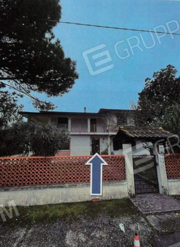 4غرفة شقة في Copparo, Italy رقم 19546