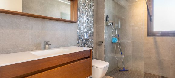 Вилла с 4 спальнями в Аликанте, Испания № 189204 32