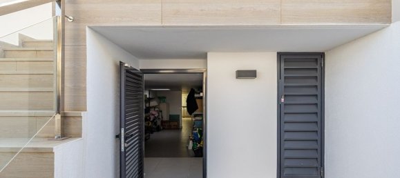 Вилла с 4 спальнями в Аликанте, Испания № 189204 49