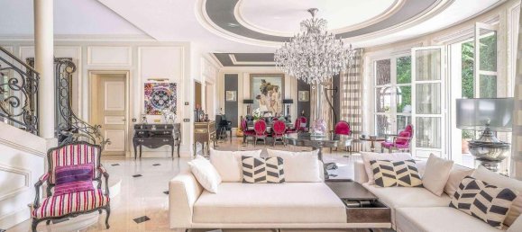 5 bedrooms House in Le Perreux-sur-Marne, France No. 172396 2