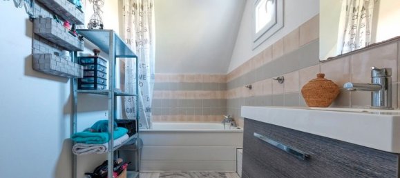 Casa de 3 dormitorios en Mantes-la-Ville, France No. 319420 11