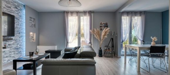 Casa de 3 dormitorios en Mantes-la-Ville, France No. 319420 2