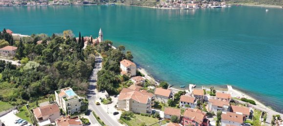2 Schlafzimmer Wohnung in Kotor, Montenegro, Nr. 444 7