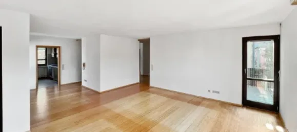 3 rooms Apartment in Wurzburg, Germany No. 12347 6