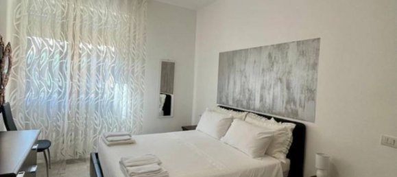 2 bedrooms Apartment in Florence, Italy No. 328797 9