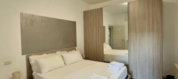 2 bedrooms Apartment in Florence, Italy No. 328797 16