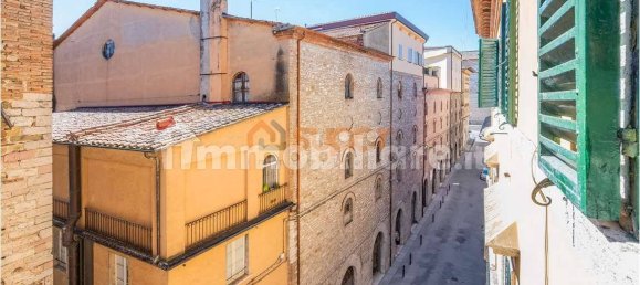 3 Schlafzimmer Wohnung in Perugia, Italy, Nr. 258942 15