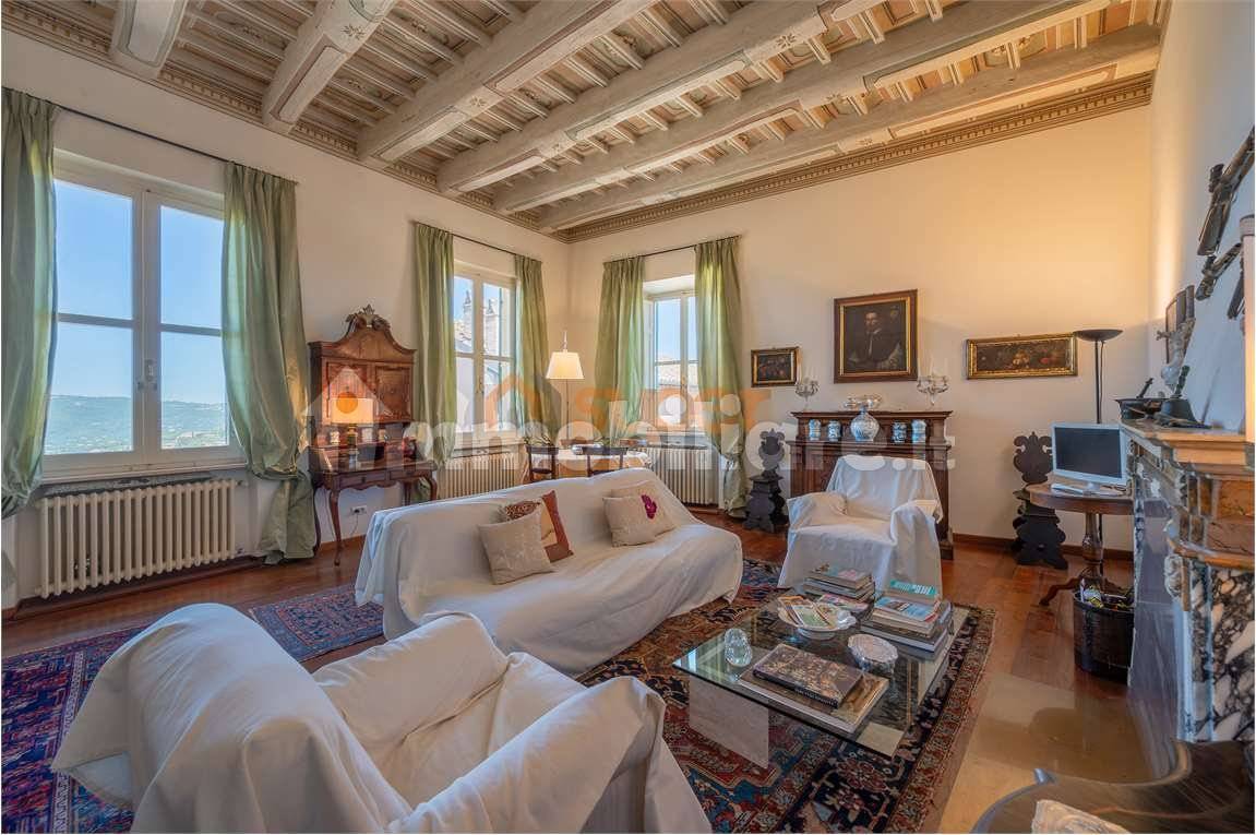 3 Schlafzimmer Wohnung in Perugia, Italy, Nr. 258942