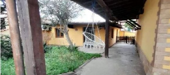 Villa de 5 habitaciónes en Ardea, Italy No. 14543 2