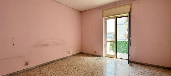 3 rooms Apartment in Castellammare di Stabia, Italy No. 227626 9