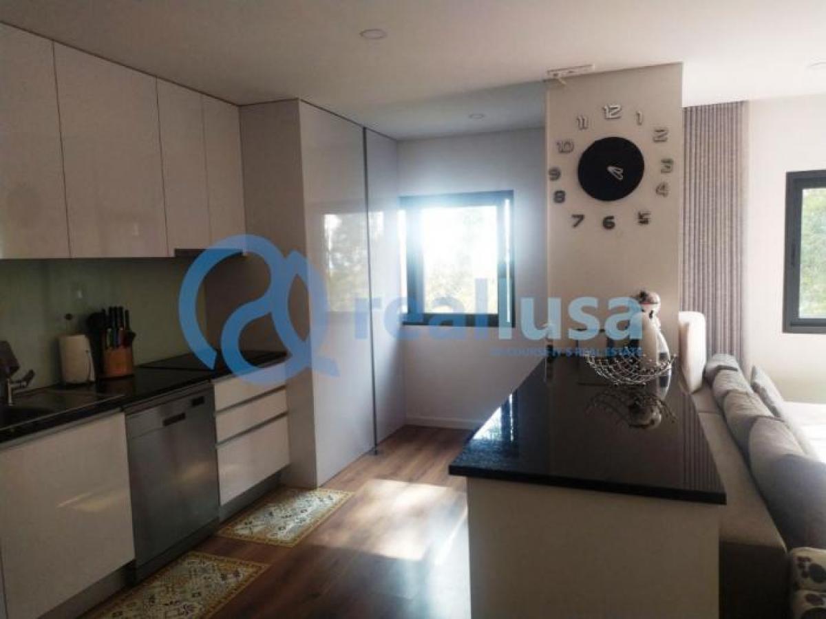 2 bedrooms Apartment in Vila Nova de Gaia, Portugal No. 4776