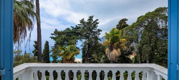 8 bedrooms Villa in Ospedaletti, Italy No. 18979 6