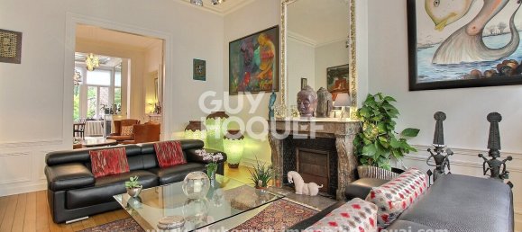 5 bedrooms House in Douai, France No. 235801 2