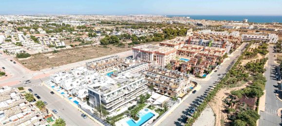2 bedrooms Apartment in Cabo Roig, Spain No. 8932 7