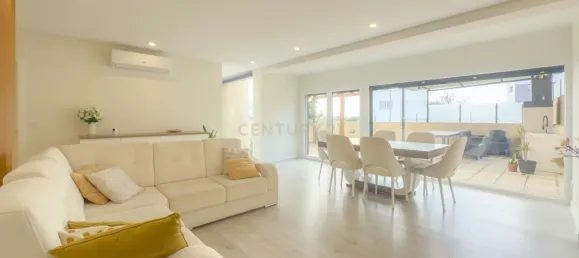 3 bedrooms Villa in Porto Salvo, Portugal No. 111041 13