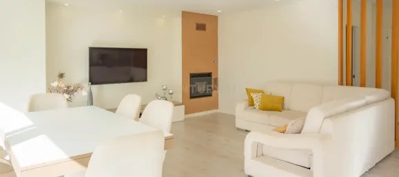 3 bedrooms Villa in Porto Salvo, Portugal No. 111041 21