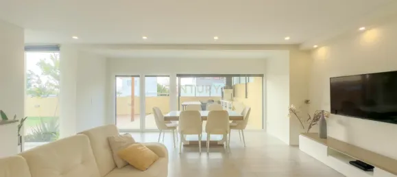 3 bedrooms Villa in Porto Salvo, Portugal No. 111041 16