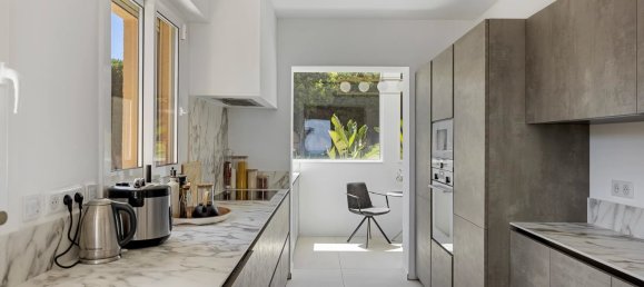 8 bedrooms Commercial property in Vallauris, France No. 1472 7