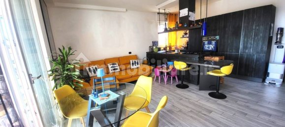 3 chambres Duplex à Rome, Italy No. 290015 9