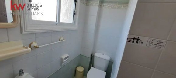 Adosado de 3 dormitorios en Pervolia, Cyprus No. 25937 17