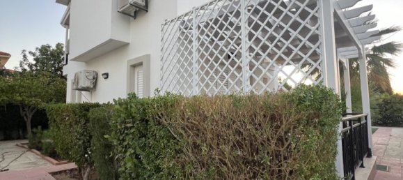 Adosado de 3 dormitorios en Pervolia, Cyprus No. 25937 7