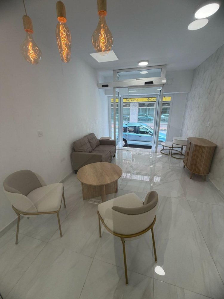 87.85 m² propiedad comercial en venta en Torrevieja, Alicante, Comunidad Valenciana, Spain № 366651